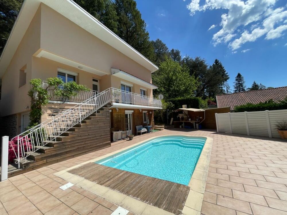 Maison 5 pièces 110 m² · à Decazeville · 110 m² · 213 000 €