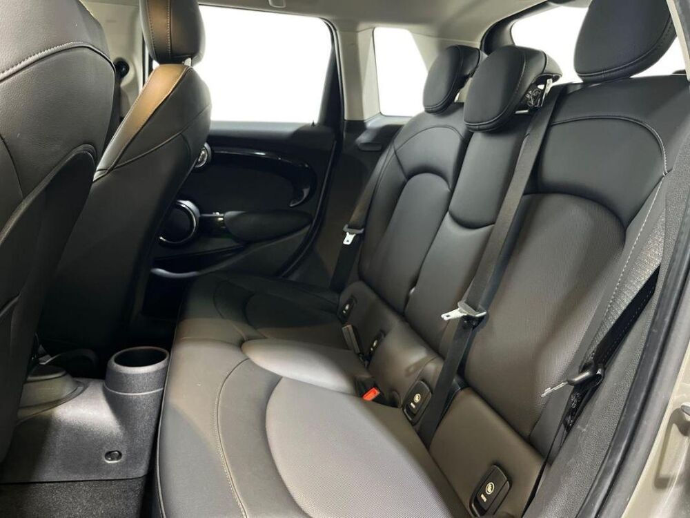 Cooper F55 LCI Hatch 5 Portes 136 ch BVA7 Edition Greenwich 2020 occasion 31100 Toulouse