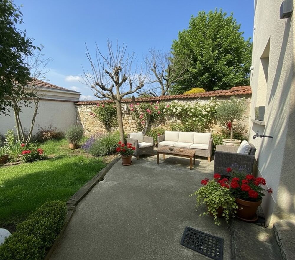 Maison de village entièrement rénovée 6 pièces sur Vaux en Bugey