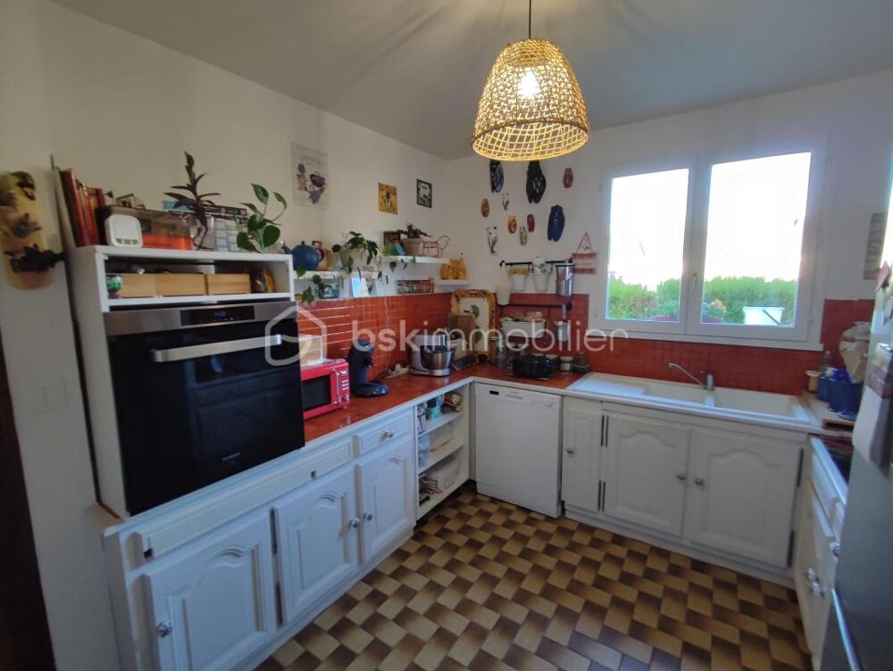 Vente Maison Pavillon sur sous-sol de 184 m² avec jardin et dépendance Villeneuve l archeveque