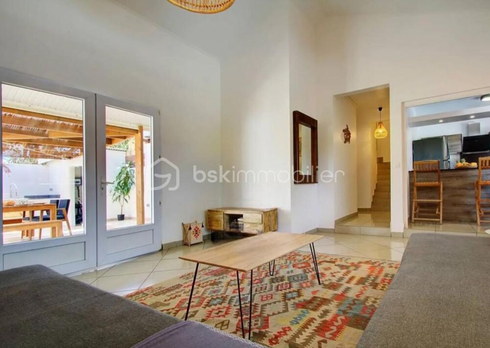 � vendre  Villa Saint-Gilles Les Bains (97434)