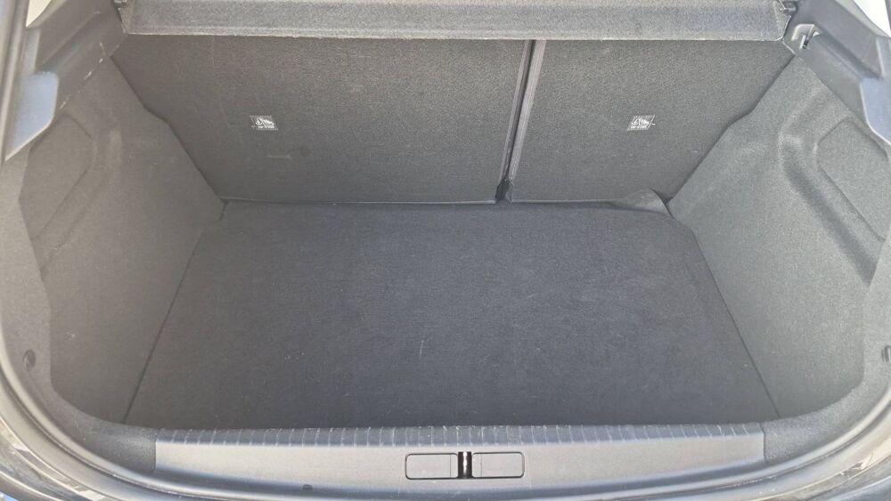 Corsa 1.5 Turbo D 102 Elegance Business 2023 occasion 51130 Blancs Coteaux