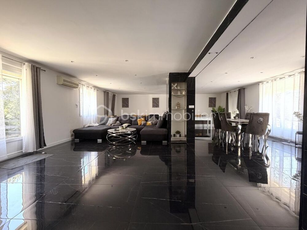 Vente Propriété/Château Propriété avec piscine, studio et T2 indépendant à Fabrègues --- Fabregues