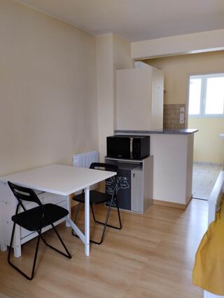  Appartement à louer 1 pièce 23 m²
