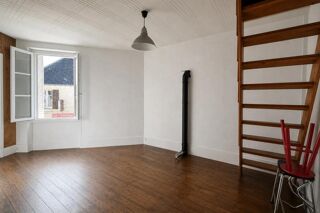  Propriété/château à vendre 5 pièces 70 m²