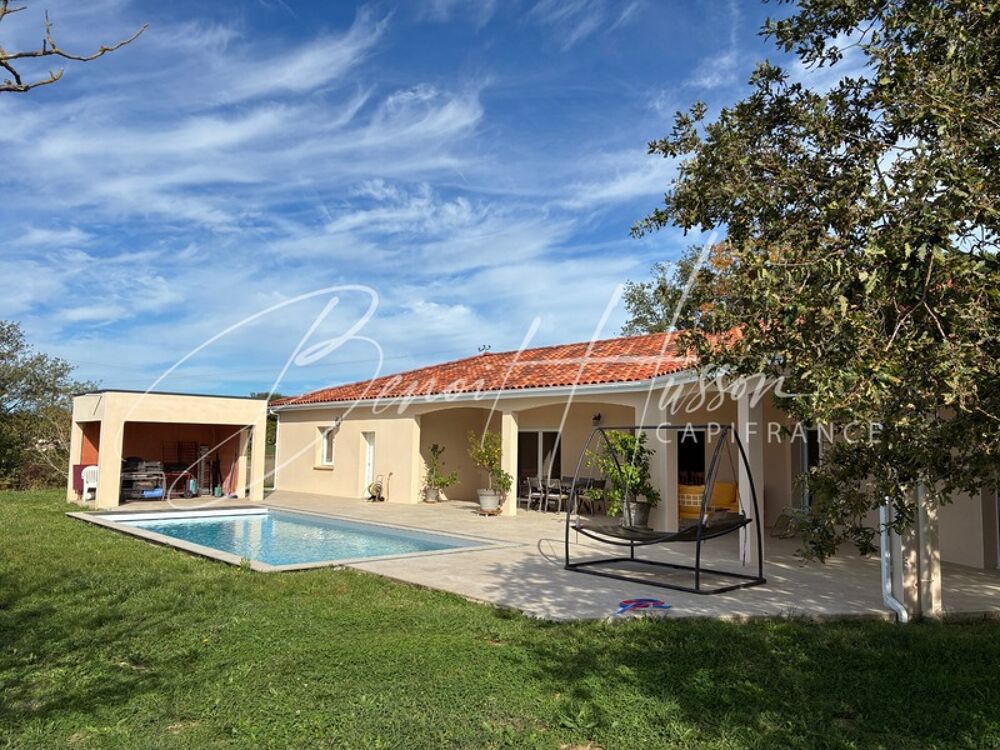 Maison contemporaine T5 avec piscine sur 2966m² de terrain