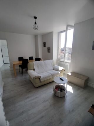  Appartement à louer 3 pièces 63 m²