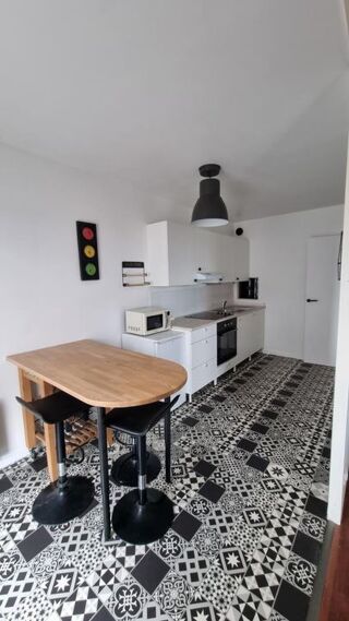  Appartement à louer 2 pièces 54 m²