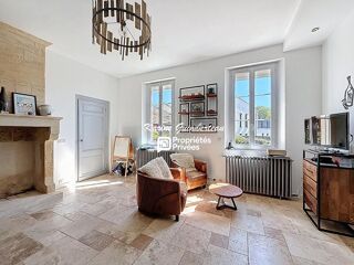  Propriété/château à vendre 6 pièces 211 m²