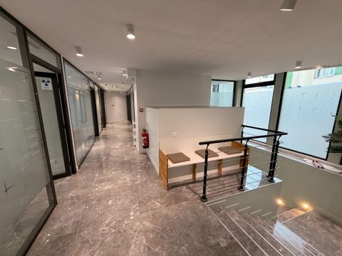 Bureaux &agrave; louer OULLINS PIERRE BENITE (69), d'une surface de 143 m&sup2; au 1er &eacute;tage, en plein coeur d'oullins,sur la grande rue, &agrave; 2500 69600 Oullins pierre benite