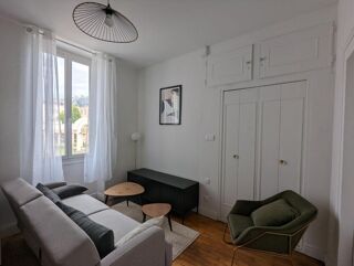  Appartement à louer 3 pièces 50 m²