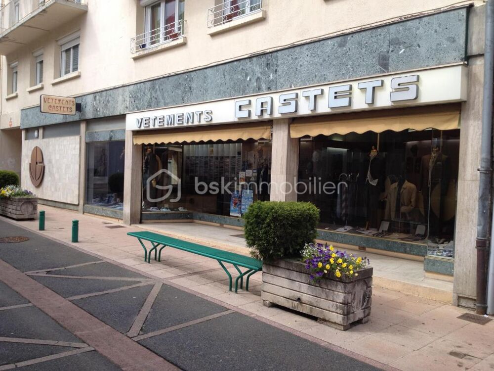   Grand magasin au centre ville, avec sous-sol totale 
