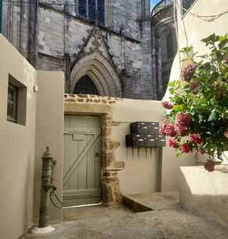  Immeuble � vendre 13 pi�ces 330 m�