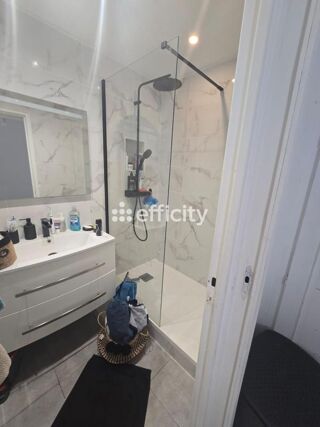  Appartement � vendre 5 pi�ces 57 m�