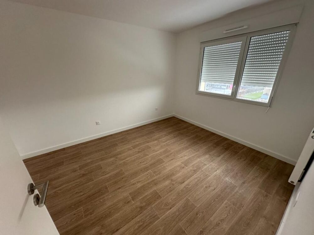 T2 NEUF avec terrasse, jardin et parking à CHARTRES