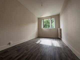 Appartement à louer 2 pièces 42 m²