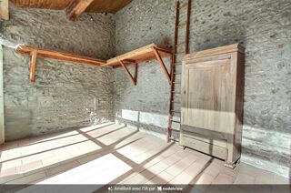 Vente Maison Saint Genest Malifaux 42660 corps de ferme avec cour fermée 215m² habitables 4 chambres, écurie-grange sur 1300m² de terrain Saint genest malifaux