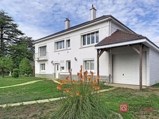 Vente Maison Maison Sautron 8 pièce(s) 172 m2 Sautron