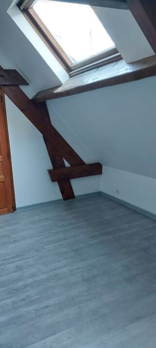  Appartement à louer 2 pièces 34 m²