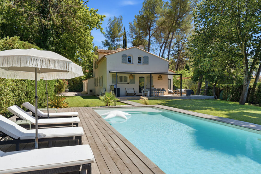 Maison 7 pièces 170 m² · à Saint Clement de Riviere · 170 m² · 850 000 €