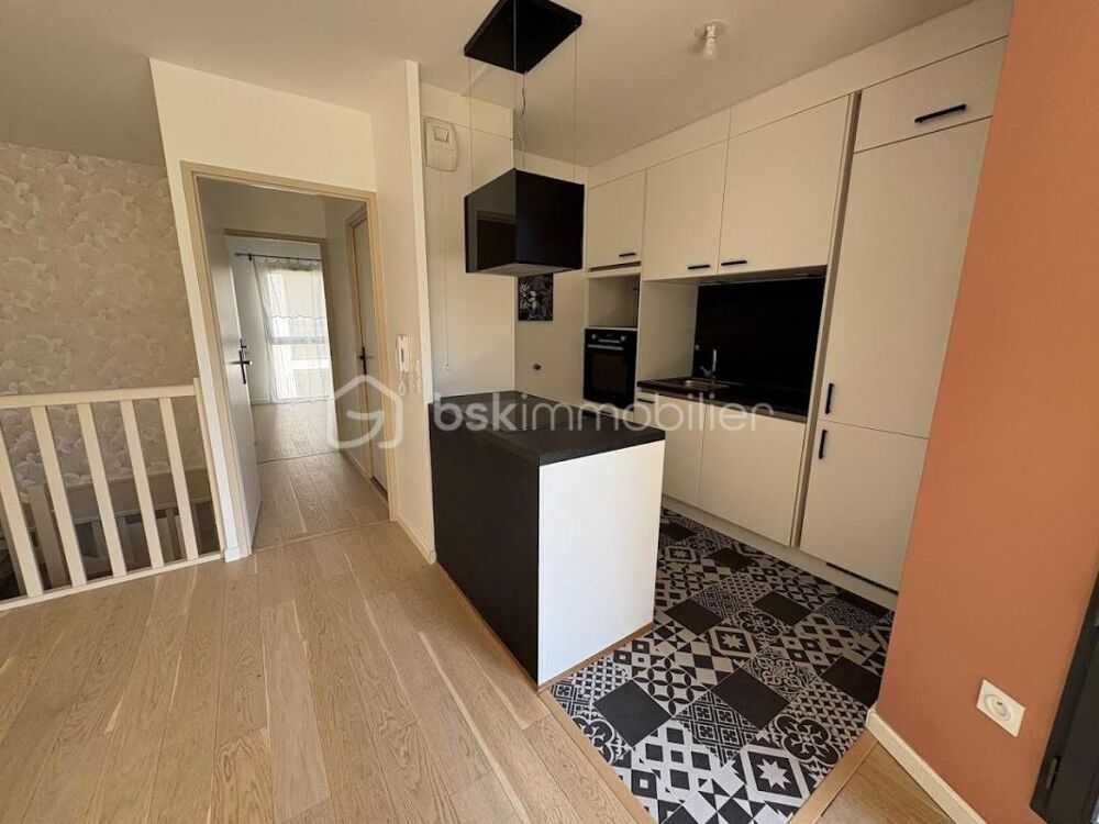 Vente Appartement Superbe Appartement T4 avec Terrasse au calme Bordeaux