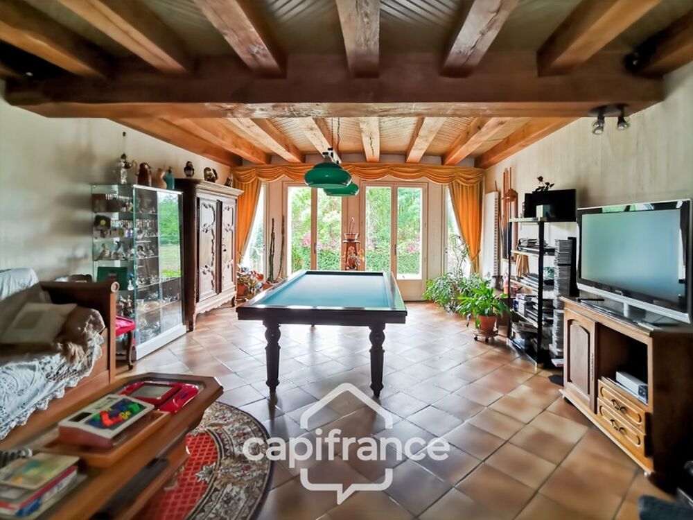 Maison à vendre 7 pièces BESSE SUR BRAYE (72) - terrain de 4035 m² -