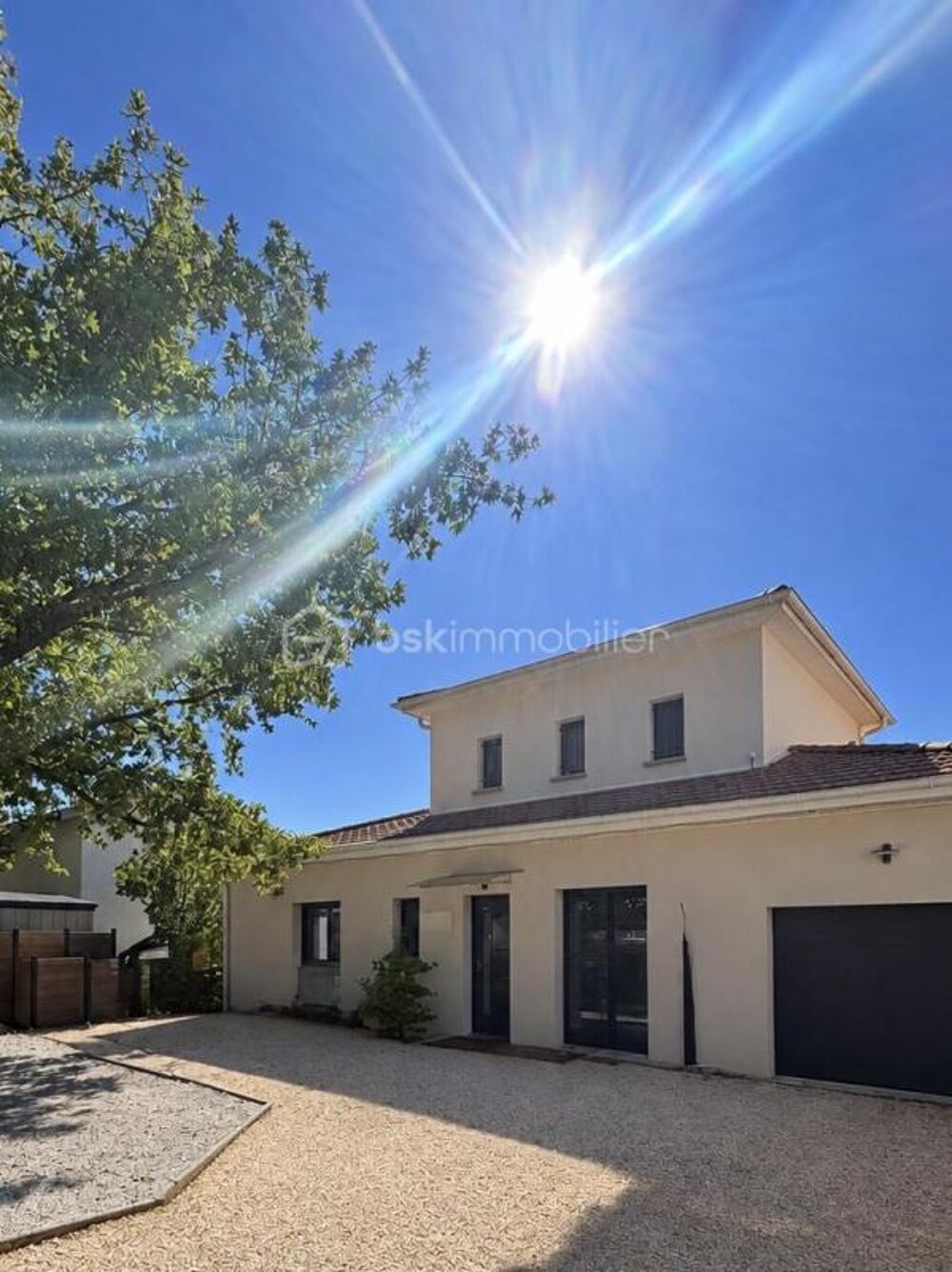 GRÉZIEU-LA-VARENNE  Villa BBC 135 m²  Vue exceptionnelle