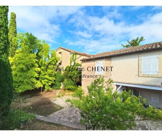  Propriété/château à vendre 12 pièces 272 m²