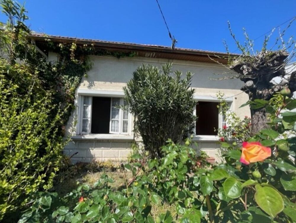 TALENCE CHARMANTE MAISON A RENOVER SUR PARCELLE D'ENVIRON 479 M2 // 10 MINUTES PLACE NANSOUTY