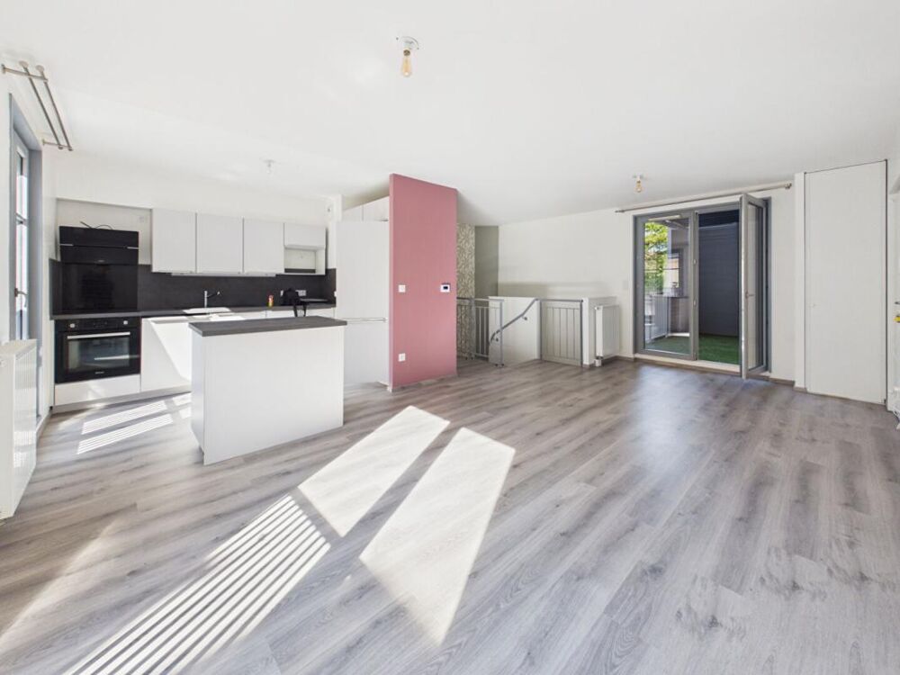 EXCLUSIVITÉ CLERMONT-FERRAND, T3 Récent (2021) avec Jardin, Terrasse & Grand Garage
