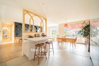  Appartement à vendre 4 pièces 121 m²