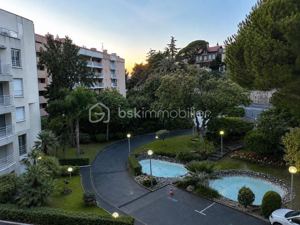 Vente Appartement Cannes – Superbe appartement 2 pièces avec piscine, parking et aperçu mer Cannes