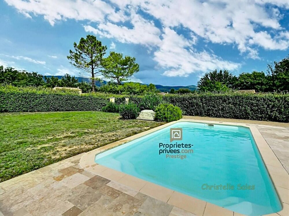 Villa 4 pièce(s) de plain-pied 135 m2 AVEC GARAGE ET PISCINE