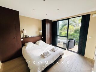  Villa  vendre 8 pices 390 m