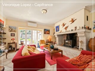  Propriété/château à vendre 9 pièces 242 m²