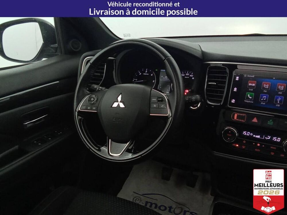 Outlander DI-D 150 4WD Black Collection +Toit 2018 occasion 10150 Lavau