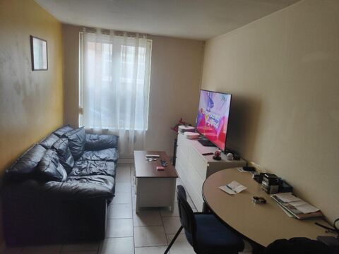   69 m� situ� au rdc HELLEMMES Appartement - 3 pi�ce(s) - 69 m�