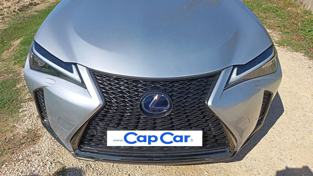 UX 250H 2.0 VVT-iE 184 F Sport 2021 occasion 84350 Courthezon