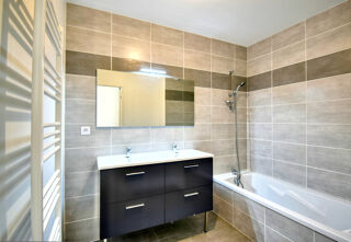  Appartement à vendre 4 pièces 82 m²