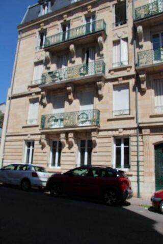  Appartement  louer 4 pices 79 m