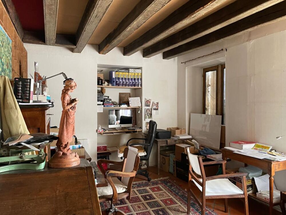 Maison Sainte Solange 7 pièce(s) 280 m2 sur terrain de 845 m²