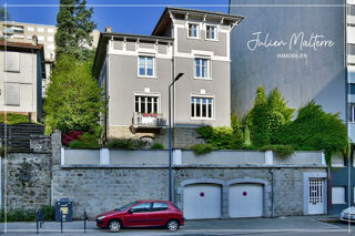  Maison � vendre 8 pi�ces 211 m�