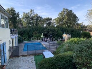  Maison à vendre 15 + pièces 534 m²