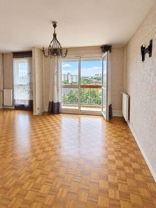  Appartement à louer 4 pièces 78 m²