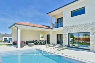  Villa à vendre 9 pièces 236 m²