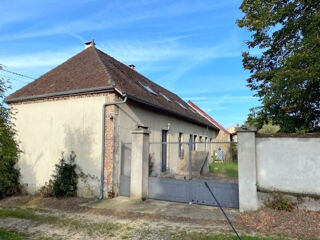  Maison  vendre 9 pices 230 m