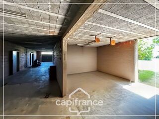  Propriété/château à vendre 5 pièces 170 m²