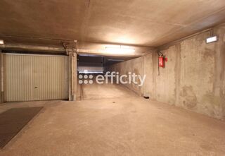  Parking / Garage  vendre 10 m