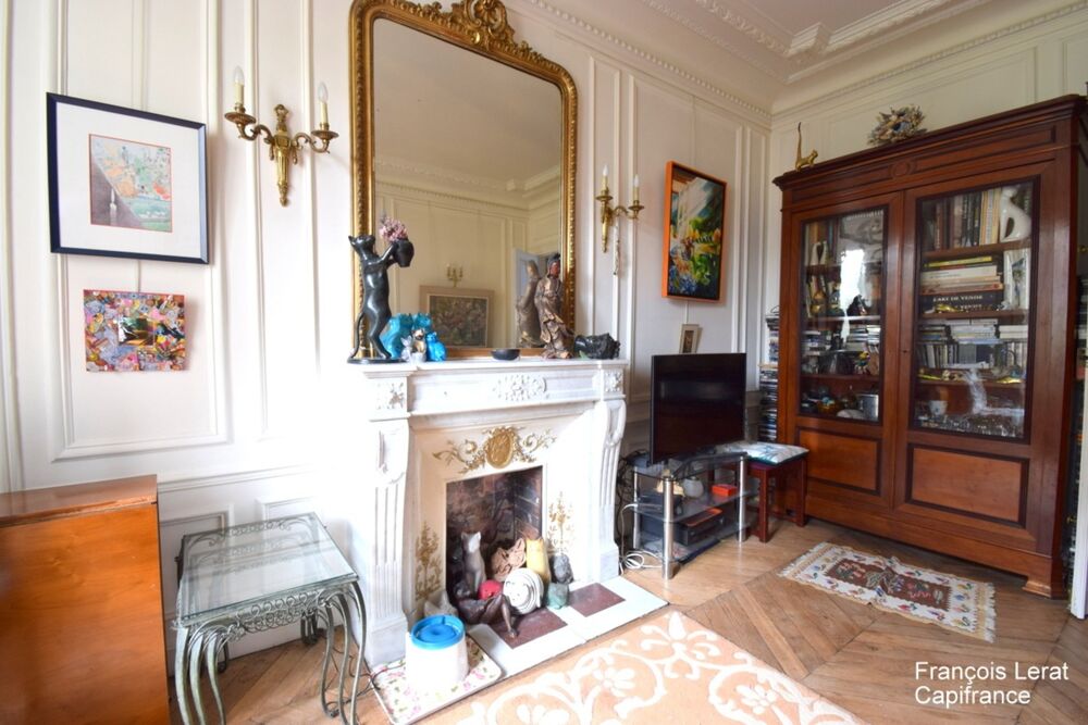 Vente Appartement Appartement viager à vendre occupé 4 pièces PARIS 9EME ARRONDISSEMENT (75)- Bouquet de 439 212 €, honoraires d'agence inclus Paris 9
