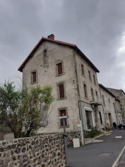   Immeuble Landos 12 pice(s) 205.01 m2 Maison - 12 pice(s) - 205 m